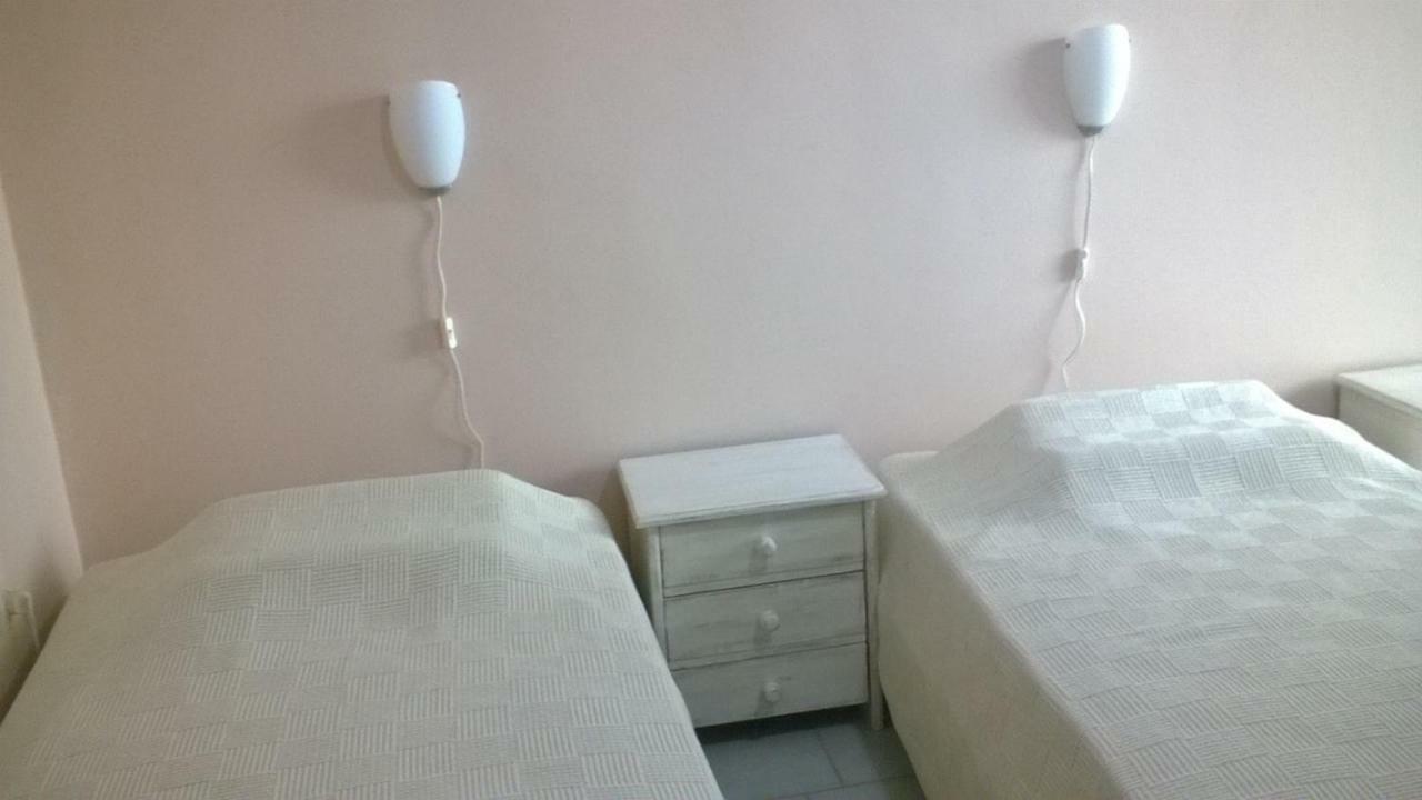 Nireos Proteos 20 Apartment ราฟีนา ภายนอก รูปภาพ